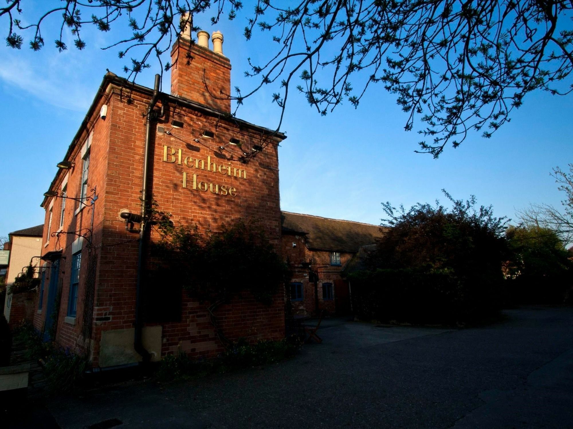 Blenheim House Hotel Derby Exterior photo